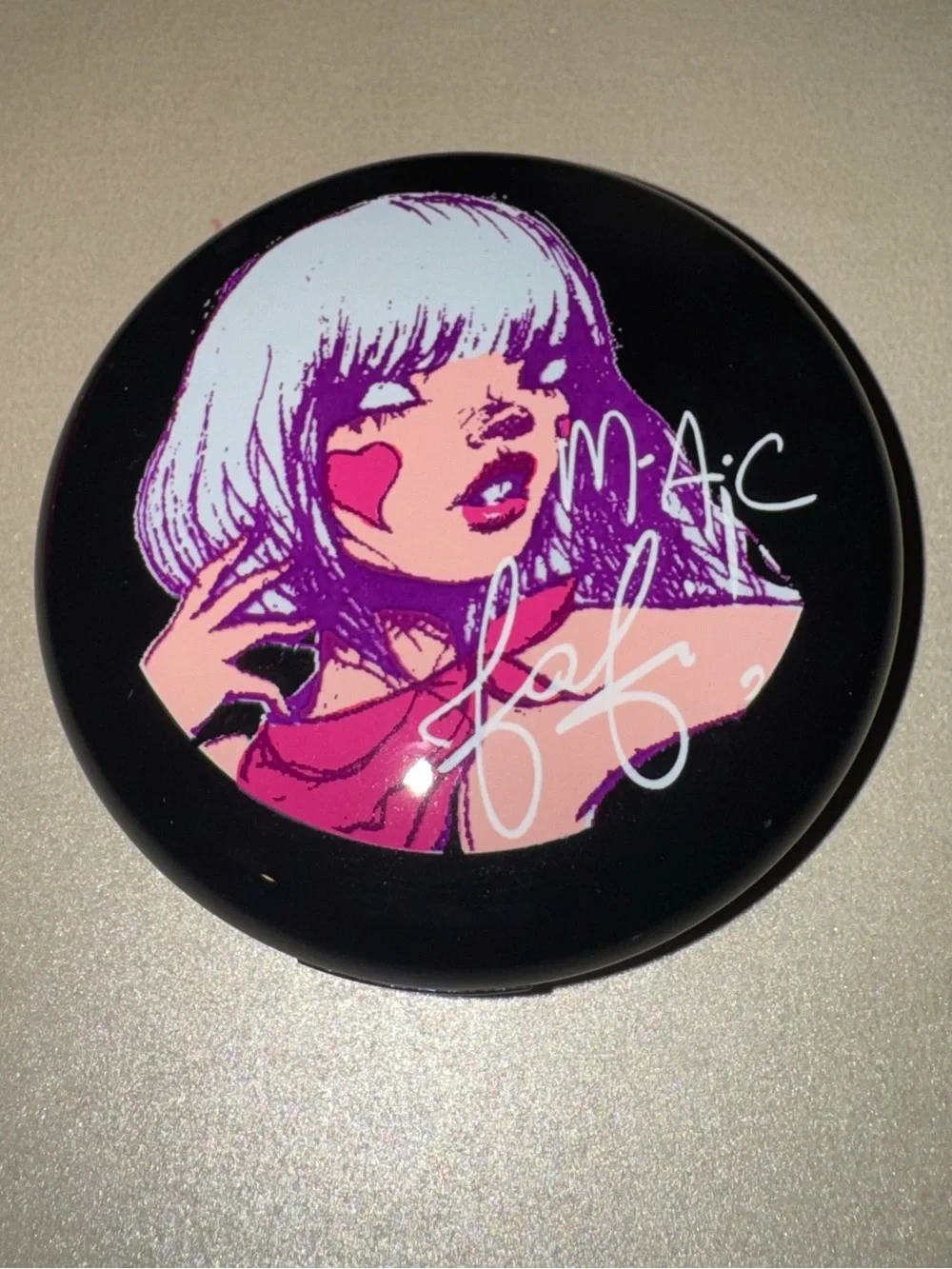 MAC Belighful Powder-Fafi collection